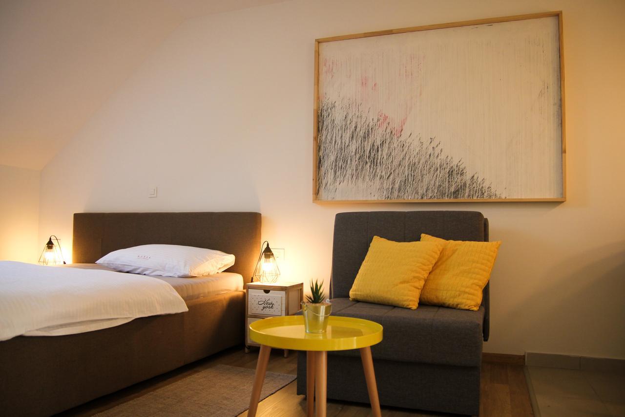 אוסילק Apartmani Mursa מראה חיצוני תמונה