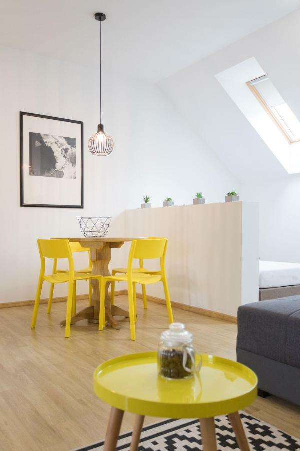 אוסילק Apartmani Mursa מראה חיצוני תמונה
